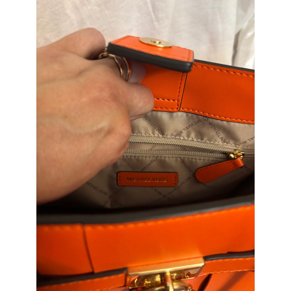 Michael Kors Saffiano Leather Medium Hamilton Woven Satchel in Poppy - Picture 4 of 7